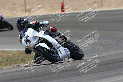 media/Apr-20-2025-AHRMA (Sun) [[393a79c373]]/Race/Group 7/Turn 4b/